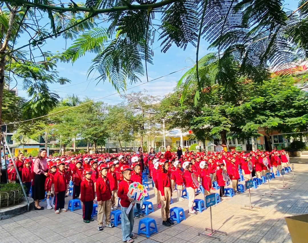 HÀNH TRÌNH YÊU THƯƠNG – TRAO AN TOÀN CHO TỪNG BƯỚC CHÂN NHỎ