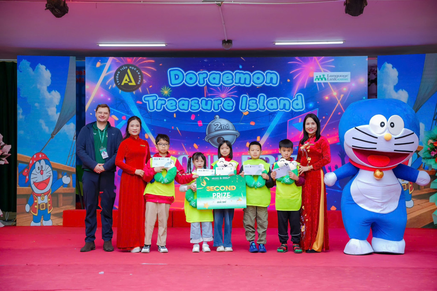 586341878 122194540376347630 674196548859289499 n